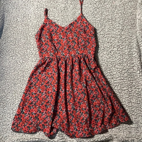 SHEIN Dresses & Skirts - Large SHEIN floral dress NWOT